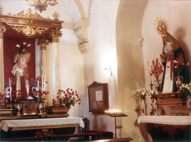 En el mes de mayo de 1985, se celebra por primera vez una Sabatina dedicada a María Stma. de la Caridad, que con el paso de los años se transforma en una Fiesta dedicada a Nuestra Titular. 