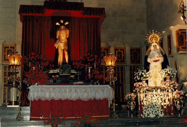 Altar de Quinario dedicado a Nuestros Titulares en 1988